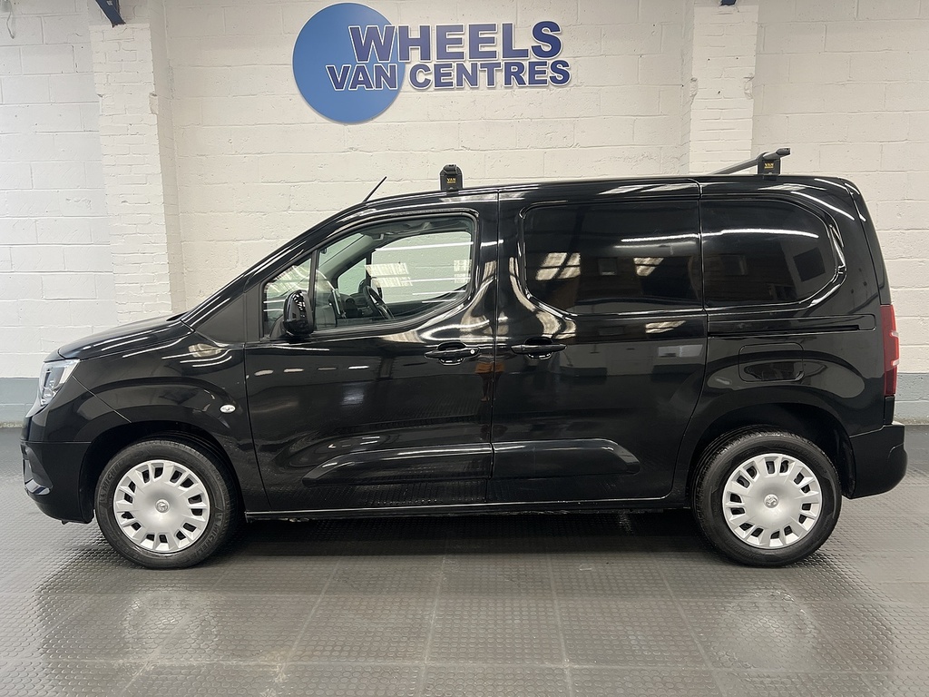 Vauxhall Combo 1.5 Turbo D 2300 Pro Panel Van L VO23XOP Black #2