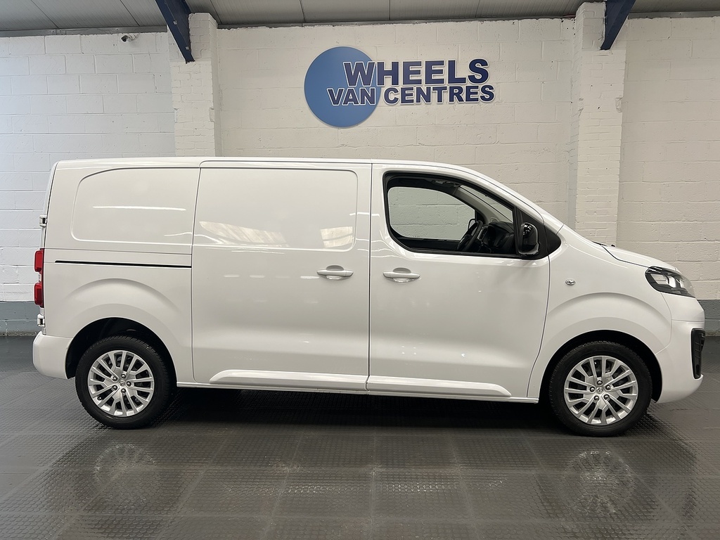 Vauxhall Vivaro 1.5 Turbo D 2900 Prime Panel Van 6Dr DT23VEB White #6