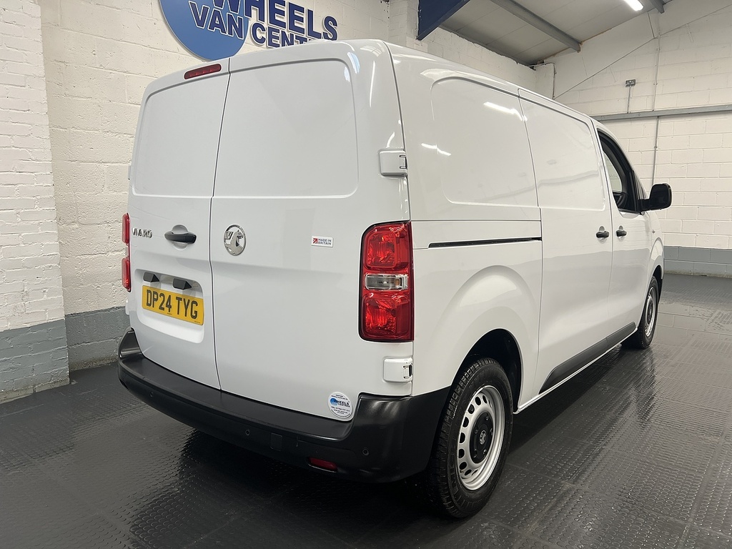 Vauxhall Vivaro 1.5 Turbo D Prime Panel Van 6Dr Swb DP24TYG White #5