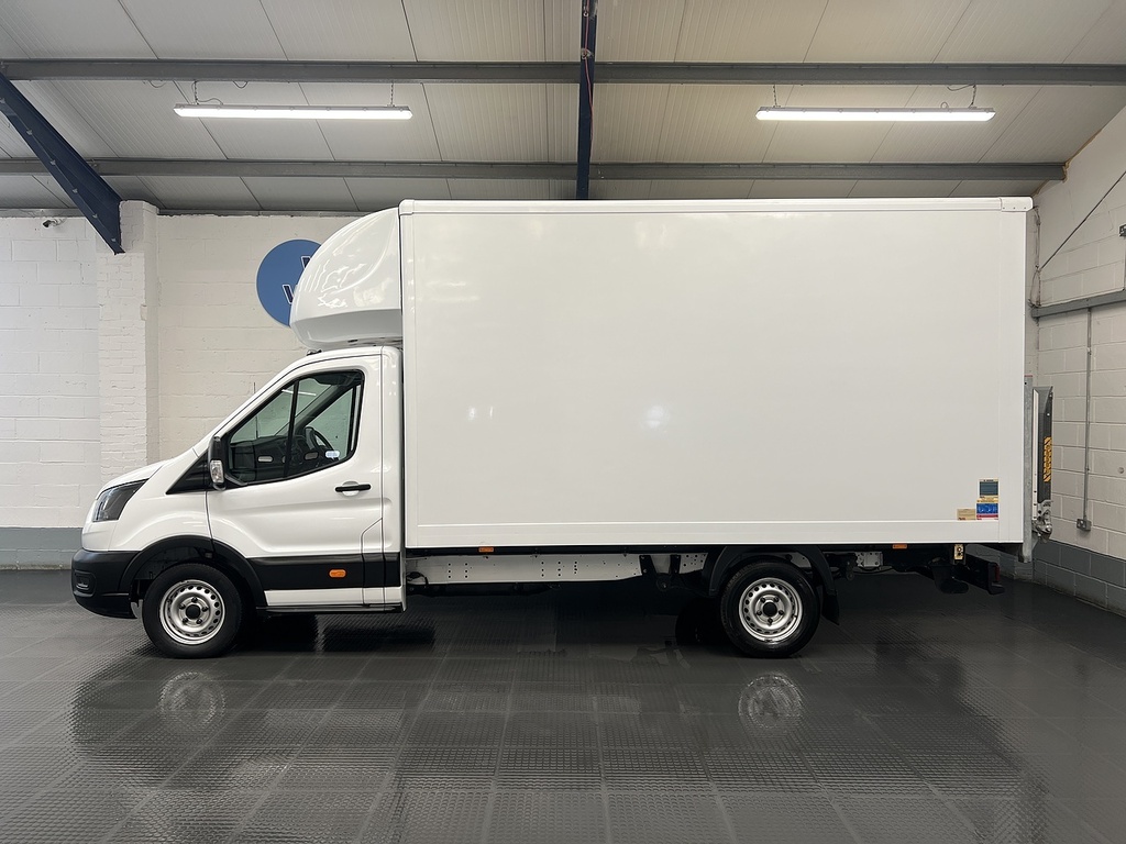 Ford Transit Custom 350 Ecoblue Leader 2.0 Luton LP22HTA White #2