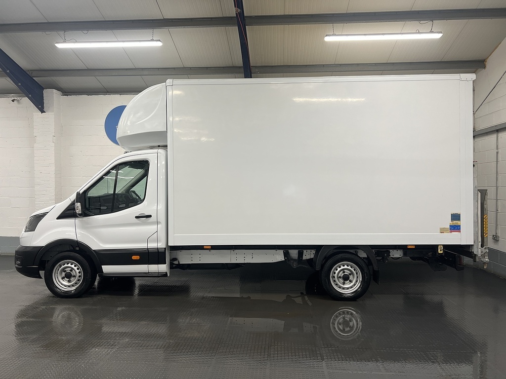 Ford Transit Custom 350 Ecoblue Leader 2.0 Luton LR22XZF White #2