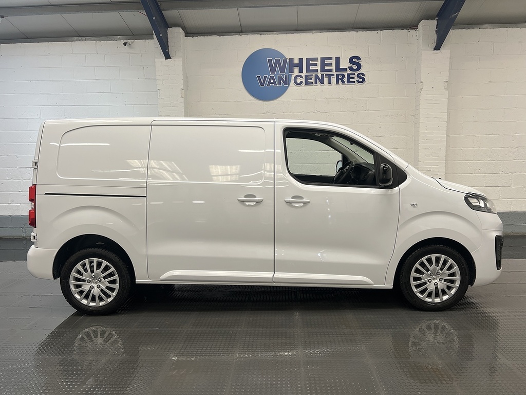 Vauxhall Vivaro 1.5 Turbo D 2900 Prime Panel Van 6Dr DT23VFC White #6