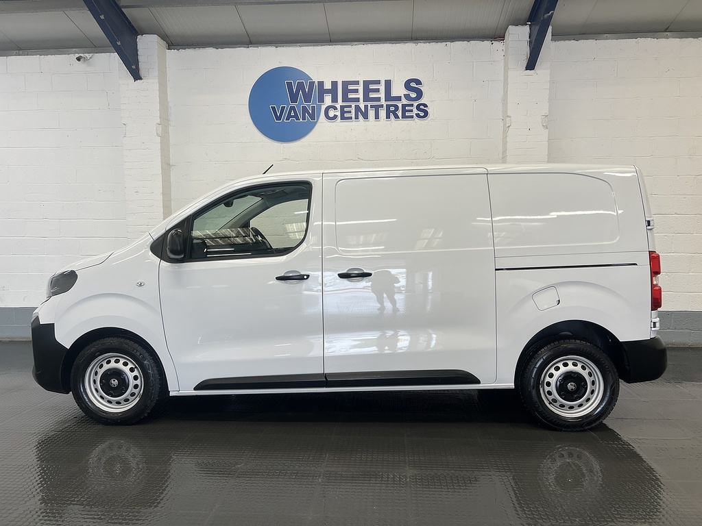 Vauxhall Vivaro 1.5 Turbo D Prime Panel Van 6Dr Swb DP24UUV White #2