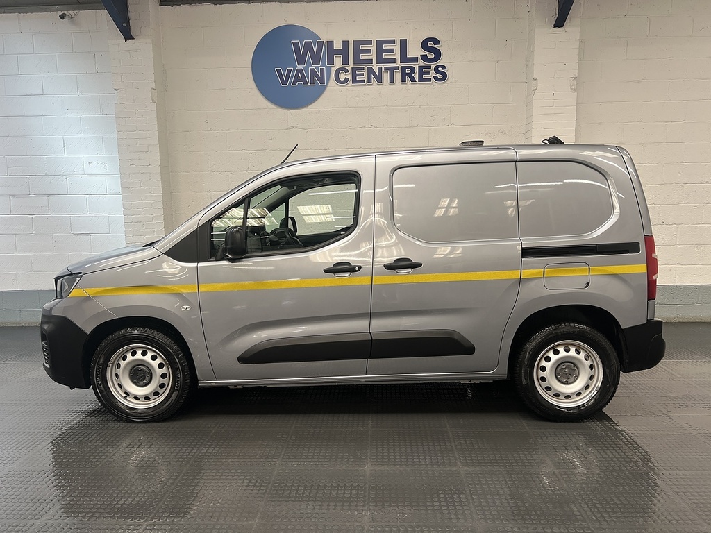 Peugeot Partner 1.5 Bluehdi 1000 Grip Standard Panel Van Diese FY20KVO Grey #2