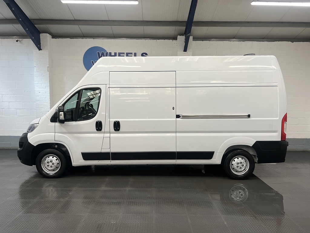 Citroen Relay 2.2 Bluehdi 35 Enterprise Panel Van Man MD22AOM White #2
