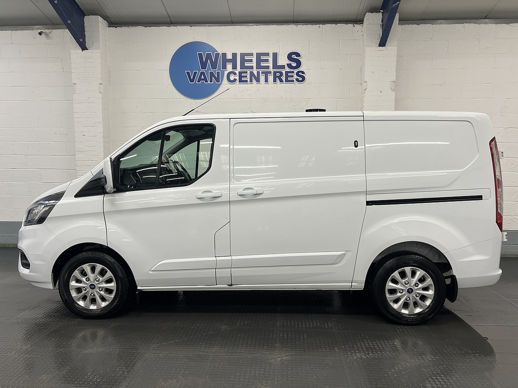 Ford Transit Custom 2.0 300 Ecoblue Limited Panel Van Manua LD23SWK White #2