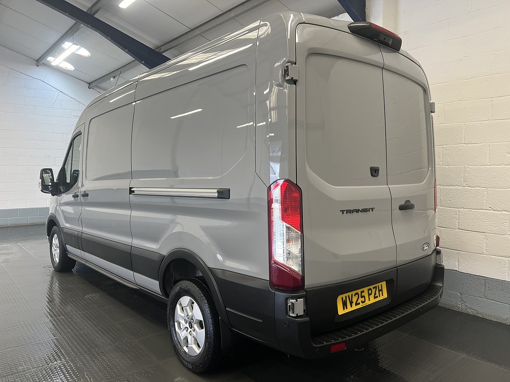 Ford Transit Custom 2.0 350 Ecoblue Limited Panel Van WV25PZH Grey #3