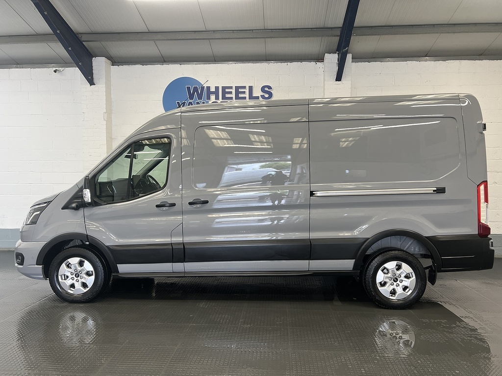 Ford Transit Custom 2.0 350 Ecoblue Limited Panel Van WV25PZH Grey #2