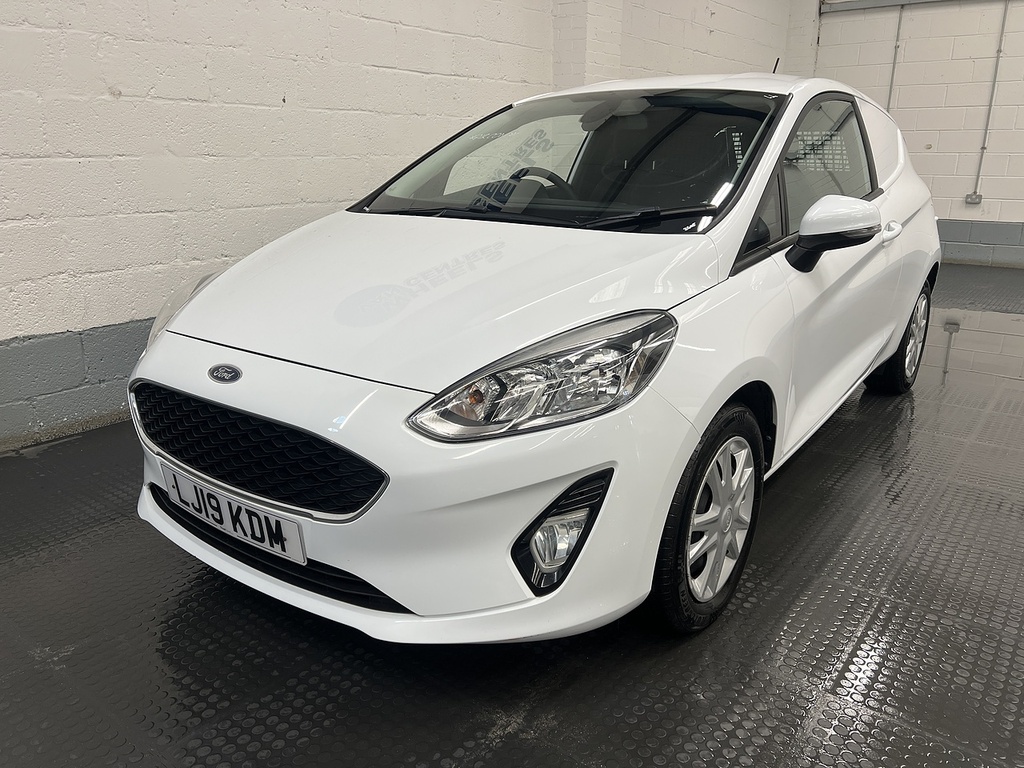 Ford Fiesta 1.5 Tdci Car Derived Van Euro 6 White
