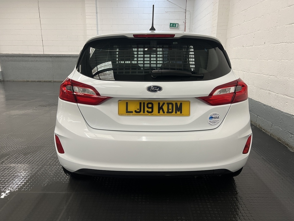 Ford Fiesta 1.5 Tdci Car Derived Van Euro 6 LJ19KDM White #4