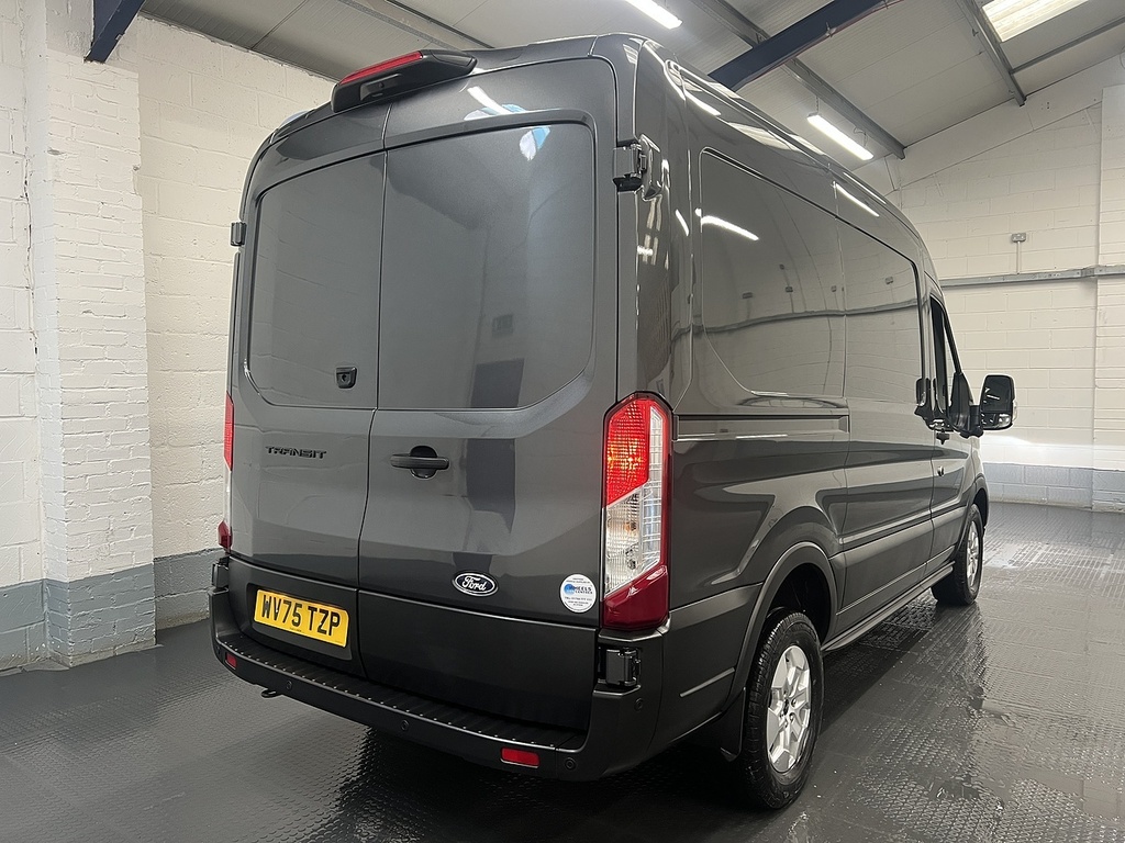 Ford Transit Custom 2.0 350 Ecoblue Limited Panel Van WV75TZP #5