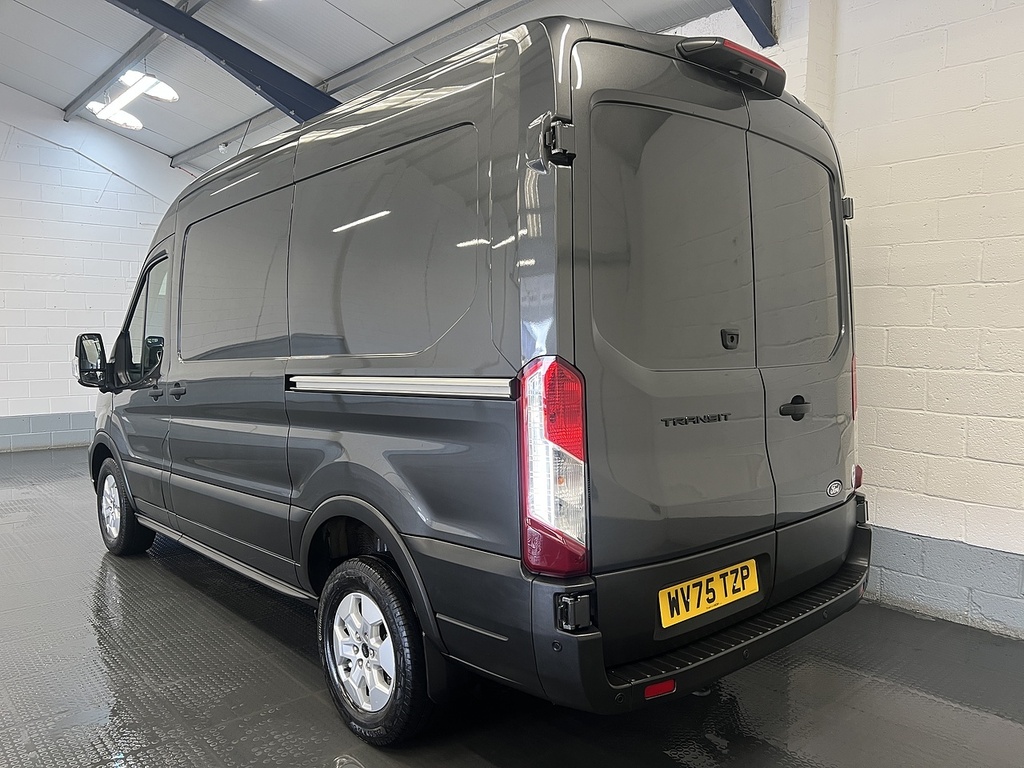 Ford Transit Custom 2.0 350 Ecoblue Limited Panel Van WV75TZP #3