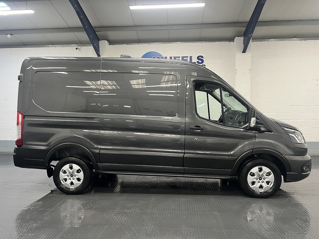 Ford Transit Custom 2.0 350 Ecoblue Limited Panel Van WV75TZP #6