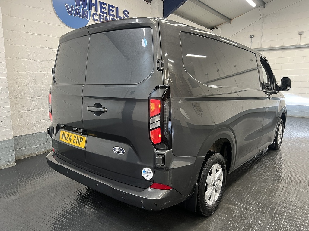 Ford Transit Custom 2.0 300 Ecoblue Limited Panel Van Manua WN24ZNP #5