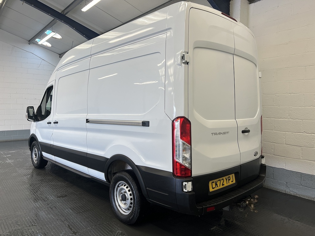 Ford Transit Custom 2.0 350 Ecoblue Leader Panel Van CK72YPJ White #3