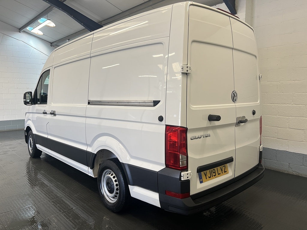 Volkswagen Crafter Crafter Panel Van 35 Fwd 2.0 Tdi 102Bhp Trendline White #3