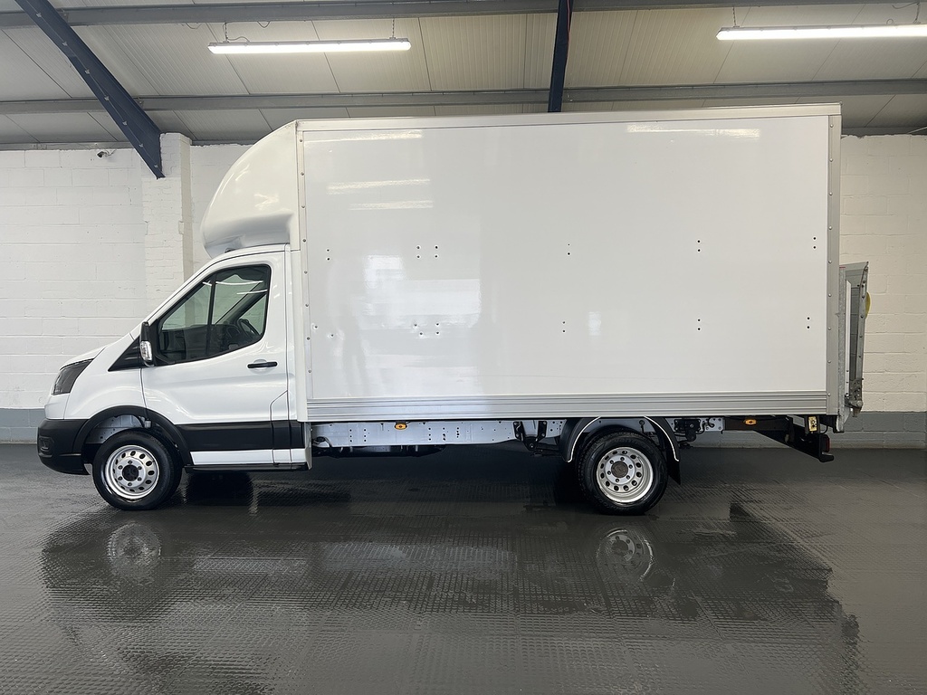 Ford Transit Custom 2.0 350 Ecoblue Leader Luton Van WV22XFW White #2
