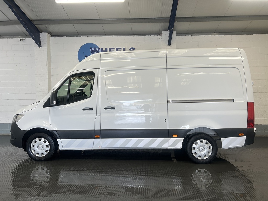 Mercedes-Benz Sprinter 2.0 317 Cdi Premium Panel Van HX24UML White #2