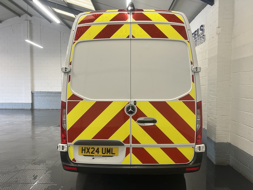 Mercedes-Benz Sprinter 2.0 317 Cdi Premium Panel Van HX24UML White #4