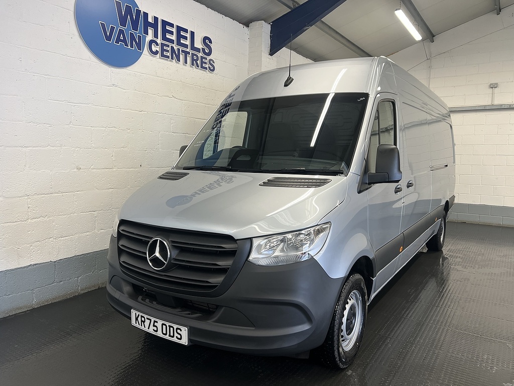 Mercedes-Benz Sprinter 2.0 315 Cdi Pro Panel Van G-tronic Rwd Silver