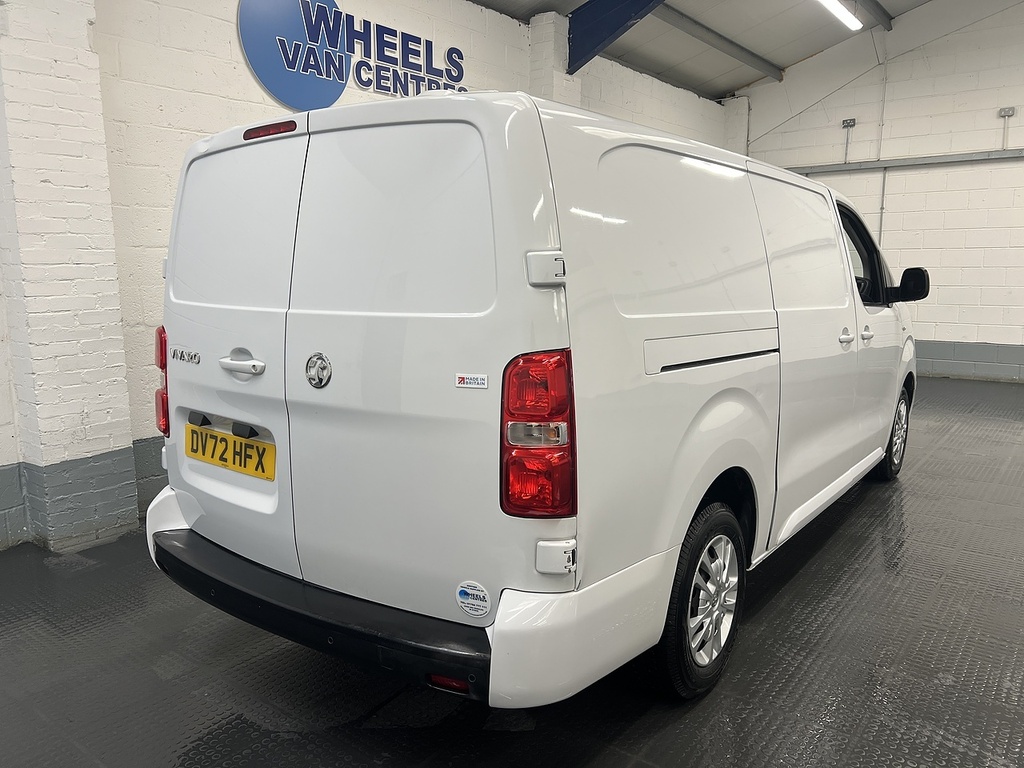Vauxhall Vivaro 1.5 Turbo D 2900 Sportive Panel Van 6Dr Man DV72HFX White #5
