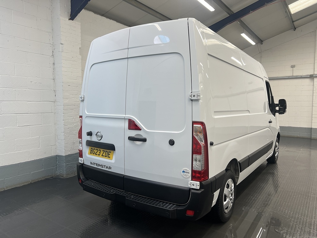 Nissan InterStar 2.3 Dci 35 Acenta Panel Van Fwd BG23ZDE White #5