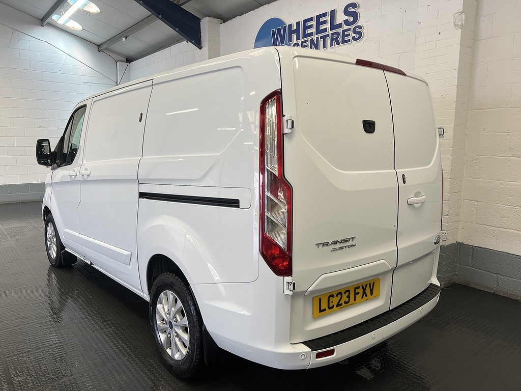 Ford Transit Custom 2.0 300 Ecoblue Limited Panel Van Manua LC23FXV White #3