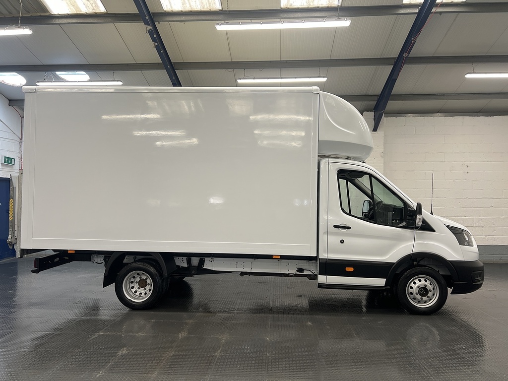 Ford Transit Custom 2.0 350 Ecoblue Hd Leader Luton Van Man BK24LPE White #6