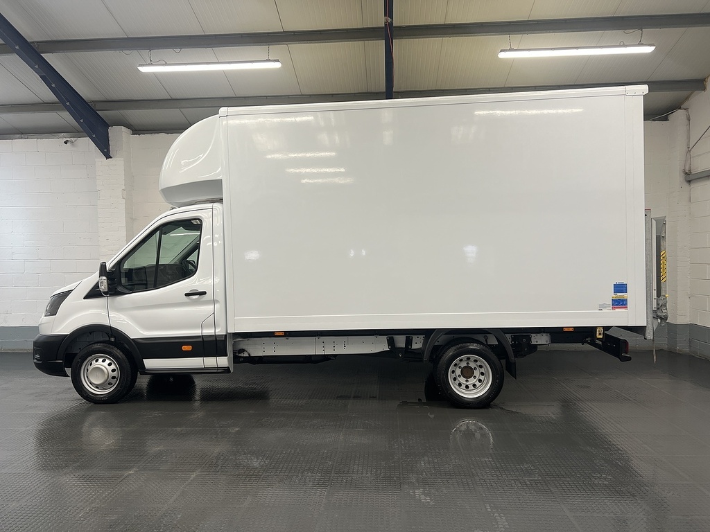 Ford Transit Custom 2.0 350 Ecoblue Hd Leader Luton Van Man BK24LPE White #2