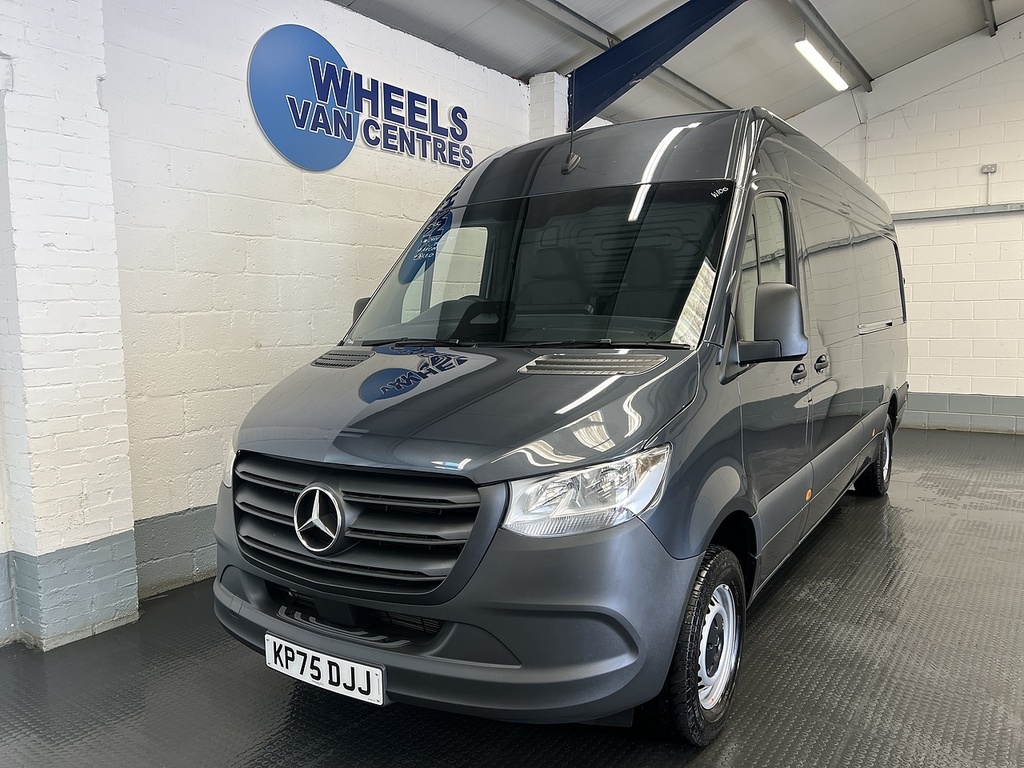 Mercedes-Benz Sprinter 2.0 315 Cdi Pro Panel Van G-tronic Rwd Grey