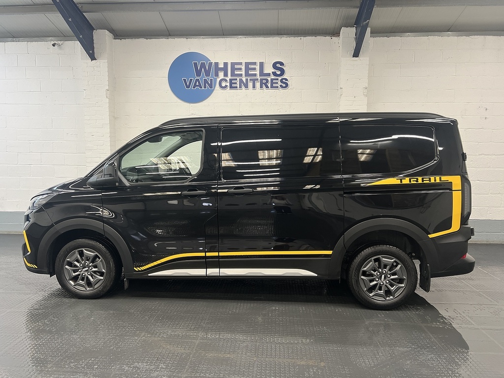 Ford Transit Custom 2.0 320 Ecoblue Trail Panel Van YN25NBL Black #2