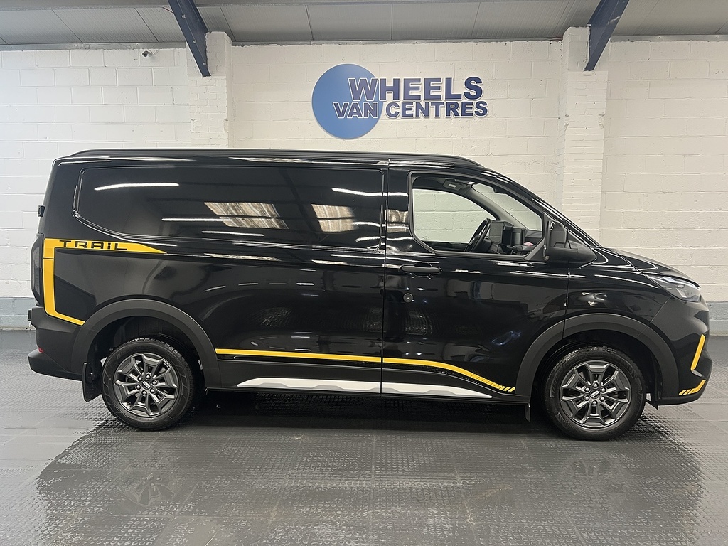 Ford Transit Custom 2.0 320 Ecoblue Trail Panel Van YN25NBL Black #6