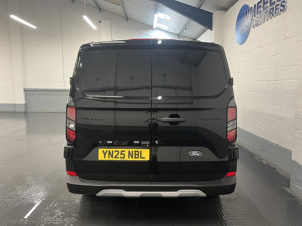 Ford Transit Custom 2.0 320 Ecoblue Trail Panel Van YN25NBL Black #4