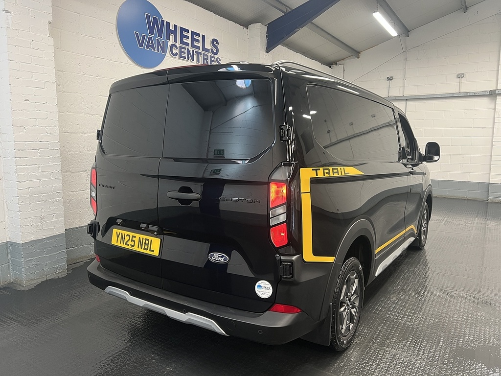 Ford Transit Custom 2.0 320 Ecoblue Trail Panel Van YN25NBL Black #5