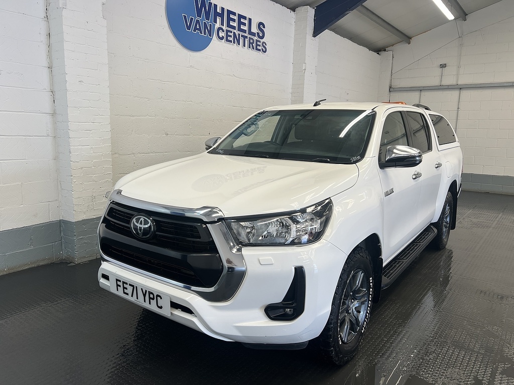 Toyota HILUX 2.4 D-4d Icon Pickup Double Cab 4W White