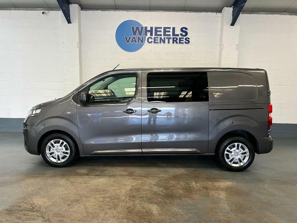 Vauxhall Vivaro Vivaro 2.0 Turbo D 3100 Sportive Crew Van L1 H1 Eu Grey #2