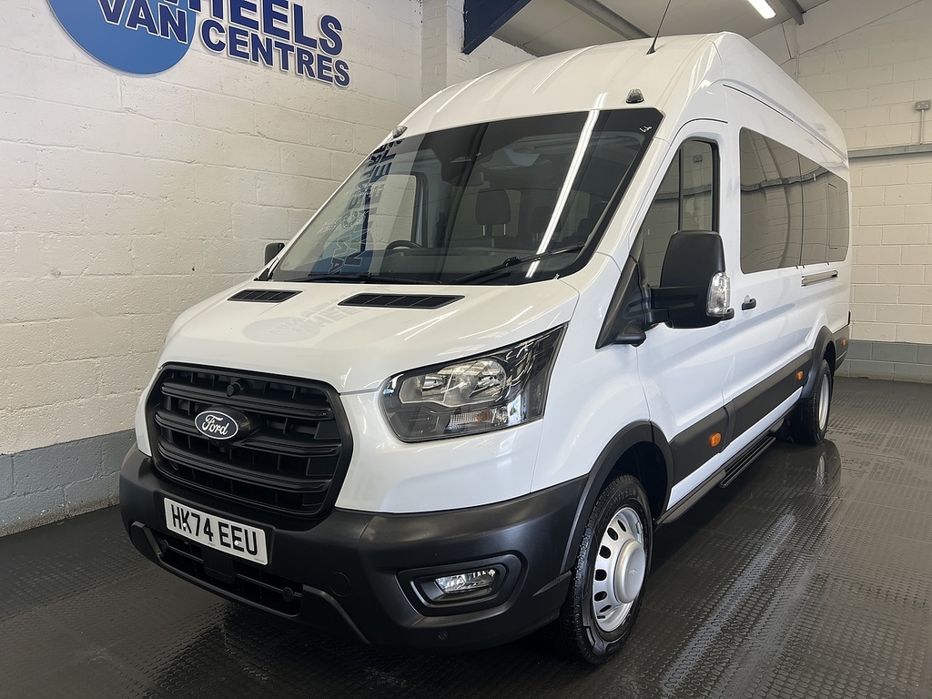 Ford Transit Custom 2.0 460 Ecoblue Leader Minibus Double Cab Dies HK74EEU White
