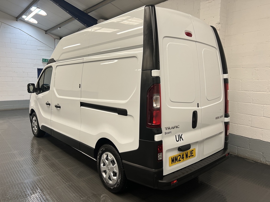 Renault Trafic 2.0 Dci Blue Lh30 Start Panel Van Manua MM24WJE White #3