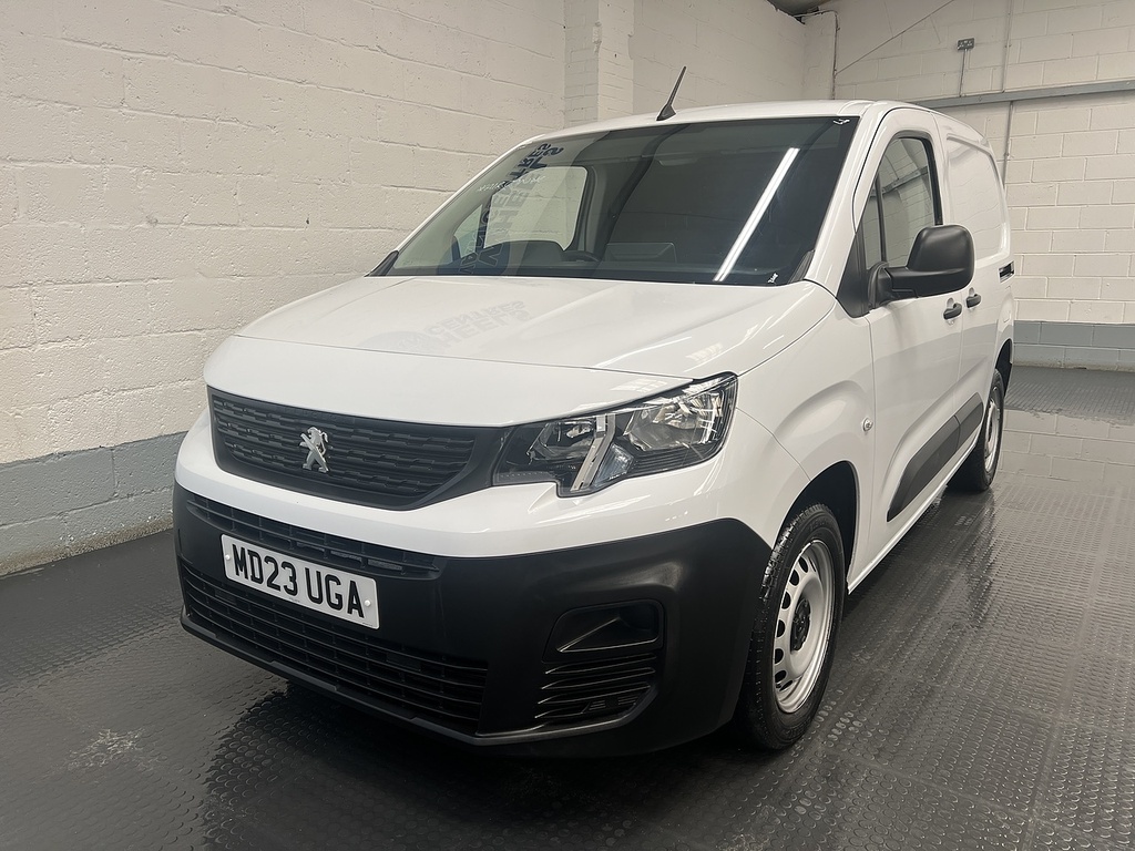 Peugeot Partner 1.5 Bluehdi 1000 Professional Premium Standard P White