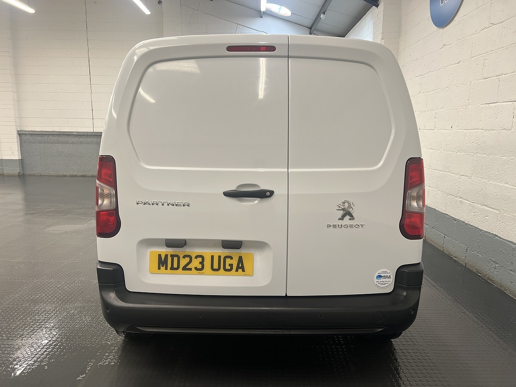 Peugeot Partner 1.5 Bluehdi 1000 Professional Premium Standard P MD23UGA White #4
