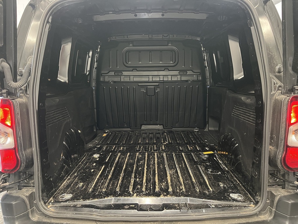 Peugeot Partner 1.5 Bluehdi 1000 Professional Standard Panel Van 5 CE74YPG Black #5