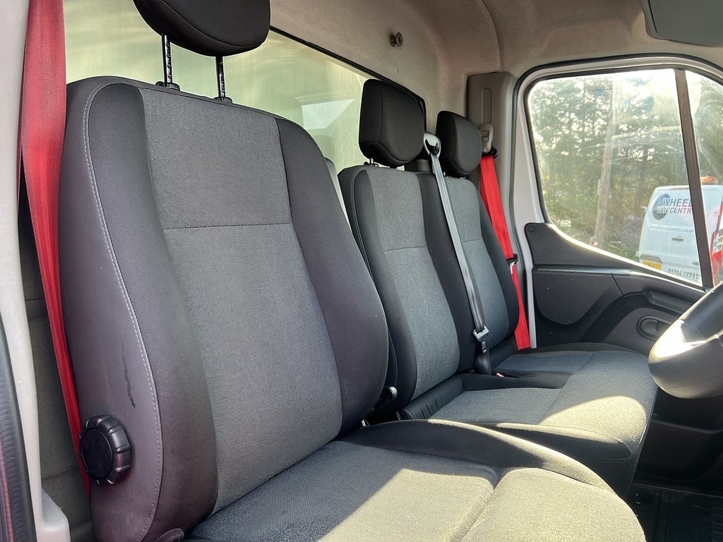 Renault Master 2.3 Curtain Side HY72CXS White #6