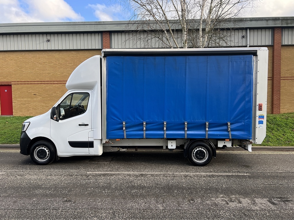 Renault Master 2.3 Curtain Side HY72CXS White #2