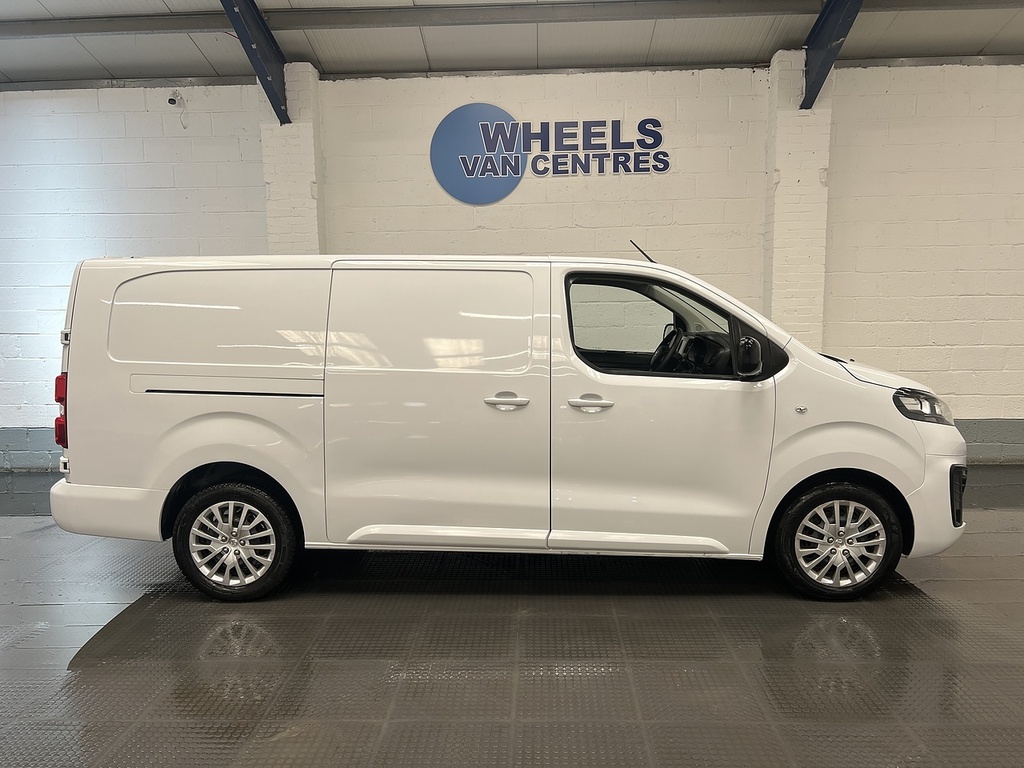 Vauxhall Vivaro 1.5 Turbo D 2900 Pro Panel Van 6Dr L DP23HCH White #6