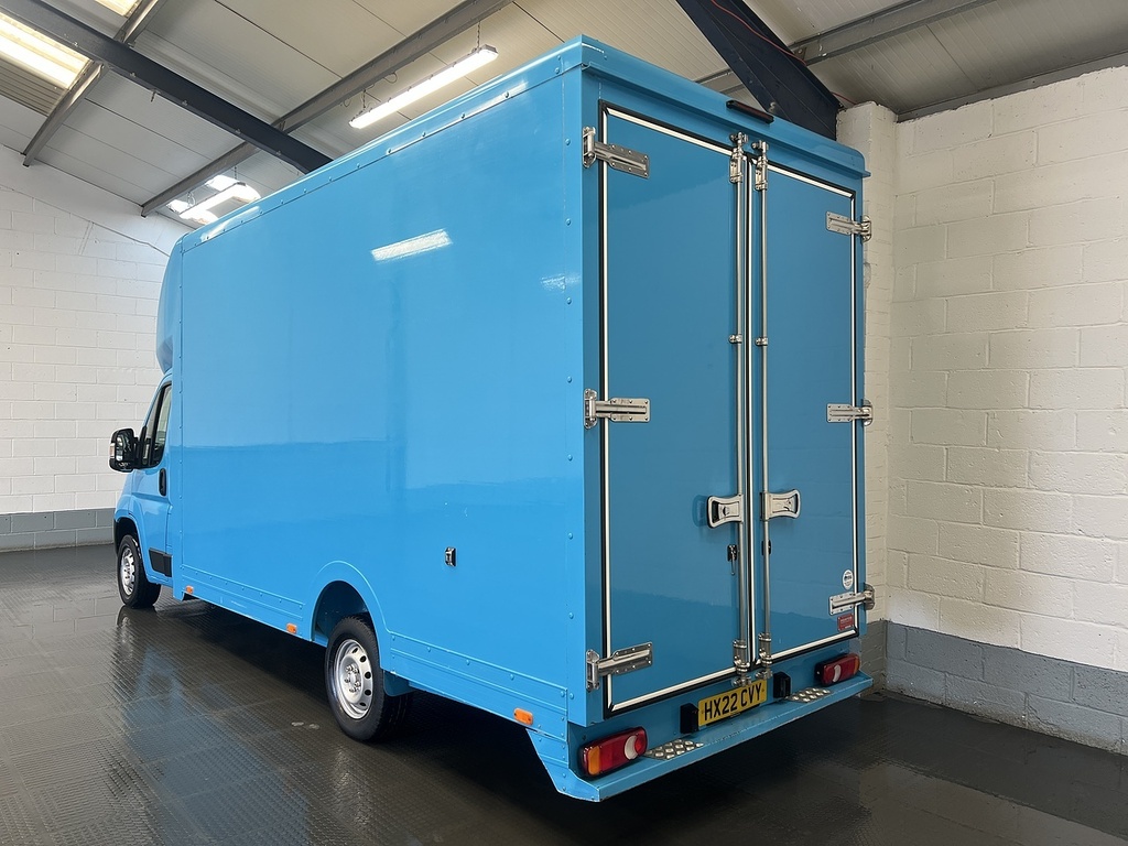 Peugeot Boxer Bluehdi 335 Built For Business 2.2 Luton Manua Blue #3