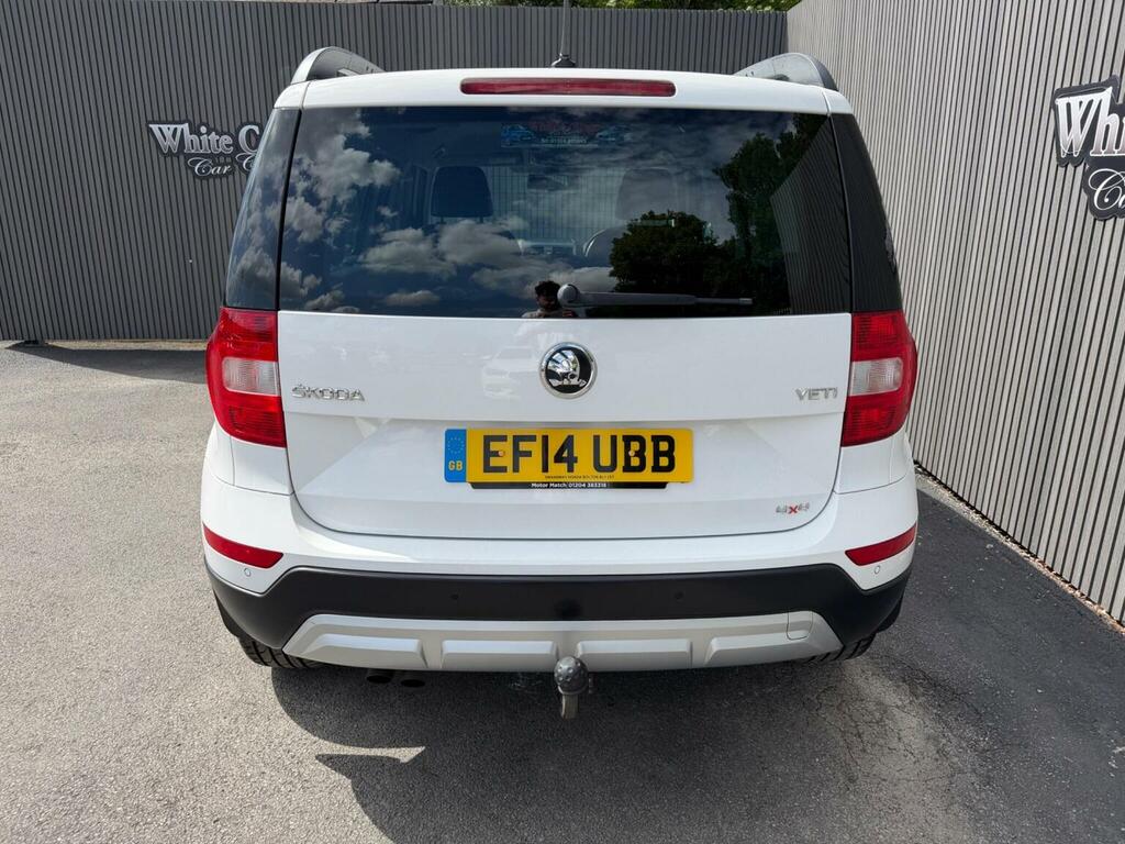 Skoda Yeti Suv 2.0 Tdi Elegance Outdoor Dsg 4Wd Euro 5 2 EF14UBB White #6