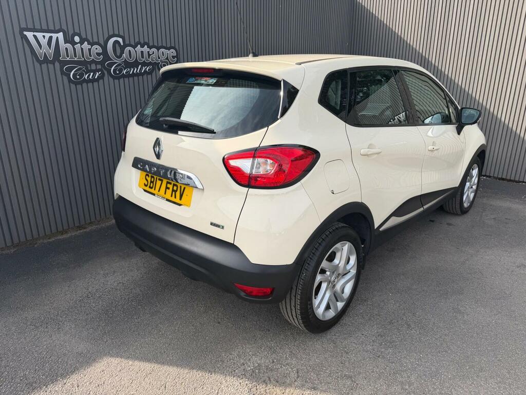Renault Captur Suv 1.5 Dci Energy Dynamique Nav Euro 6 Ss SB17FRV White #2