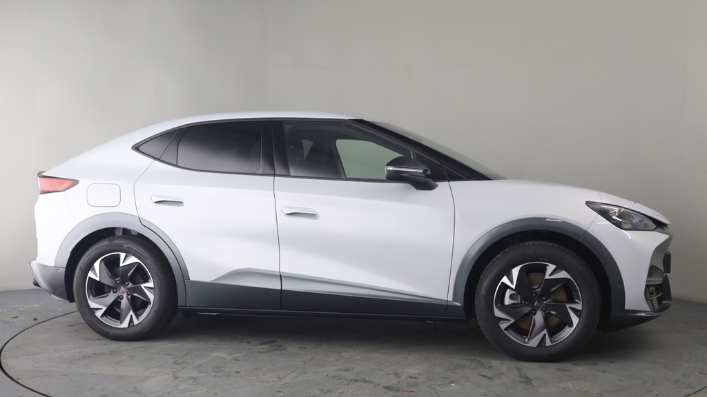 Cupra Tavascan 77Kwh V1 Suv Coupe 286 Ps KM75MKA White #3