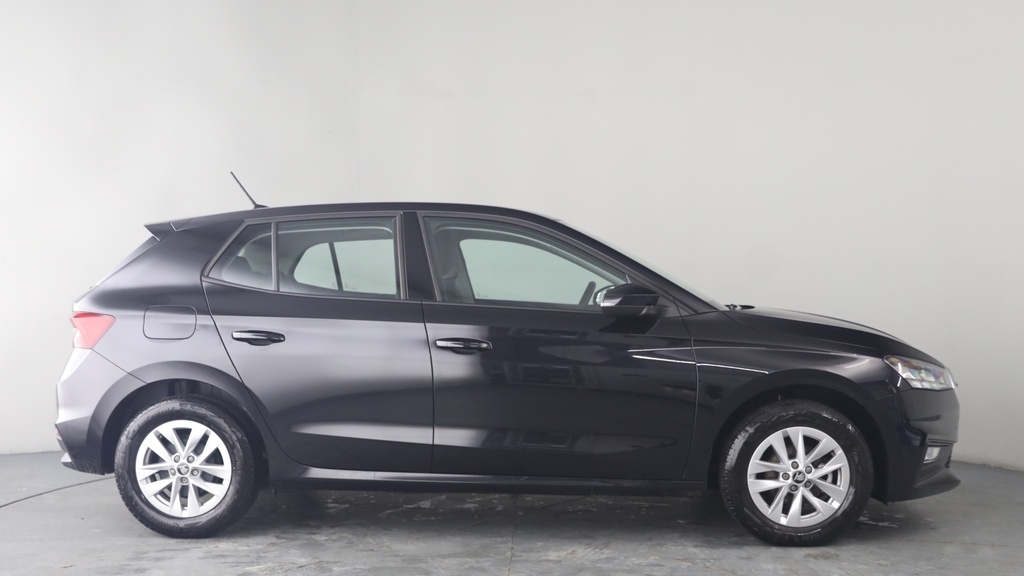 Skoda Fabia 1.0 Tsi Se Edition Hatchback Eur GL25EZU Black #4
