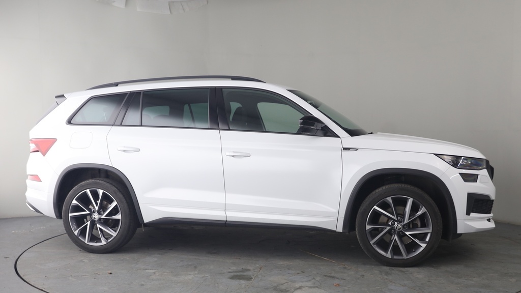 Skoda Kodiaq 2.0 Tsi Sportline Suv Dsg 4Wd Euro 6 S EU73ORW White #4